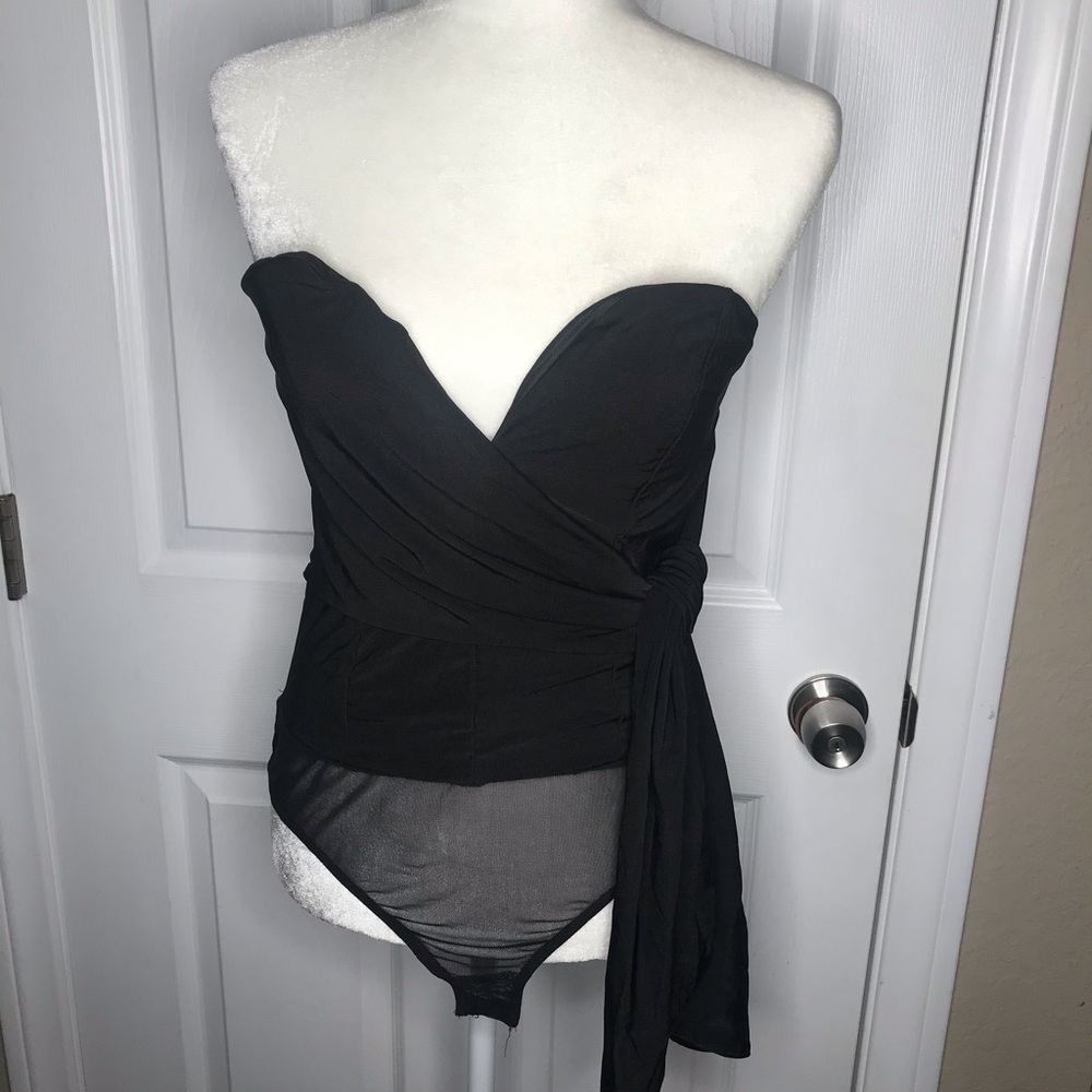 NWOT Black Body Suit sz L